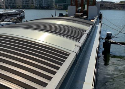 flexible solar solutions for barges